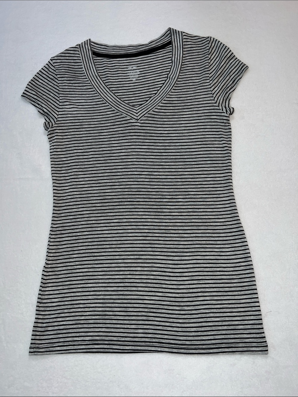 Massimo Striped V-Neck Short Sleeve Top - Gray & Black